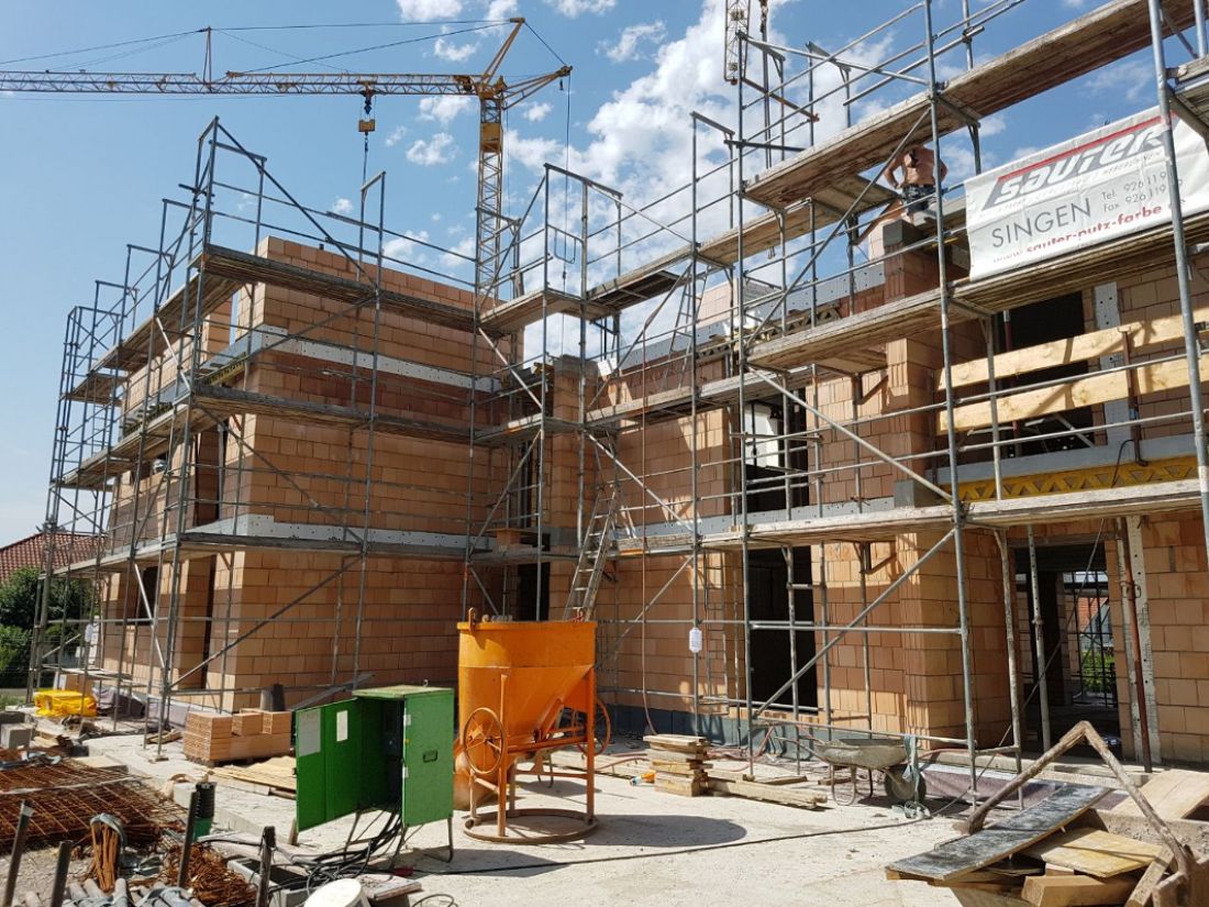 Mauerarbeiten 2.OG - 02.08.17