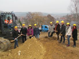 Spatenstich mit Bürgermeister Moser und Verantwortlichen  - 22.01.2019 - (Urheberrecht Hegaukurier Engen)