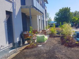 Bepflanzung Haus A - 06.05.2020